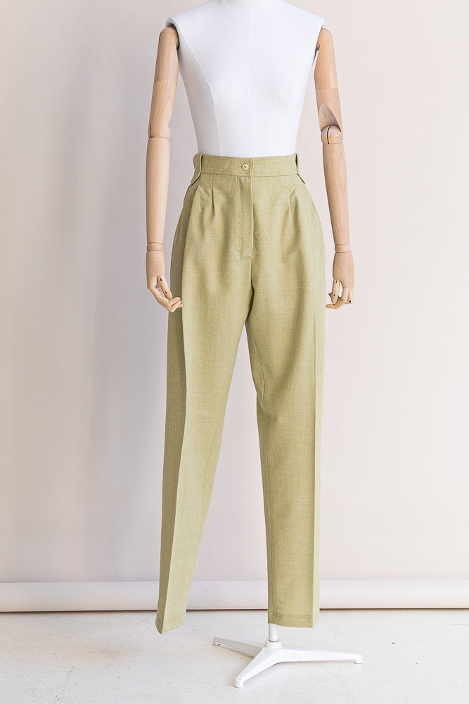 61-3 DIY Sewing Pattern for very loose business pants with welt pockets and pleats from sisterMAG Patterns