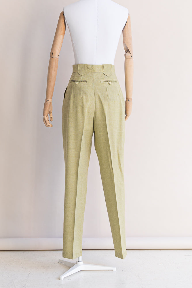 61-3 DIY Sewing Pattern for very loose business pants with welt pockets and pleats from sisterMAG Patterns