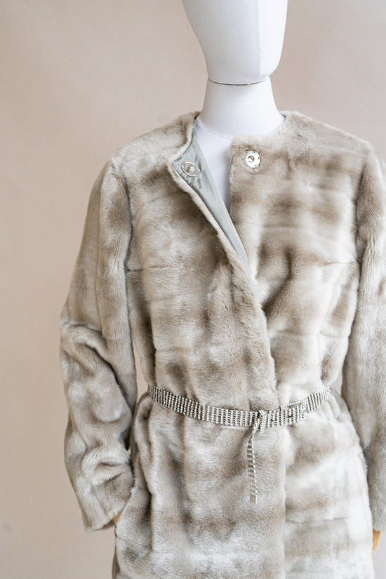 16-1 FURRY Collarless furry coat