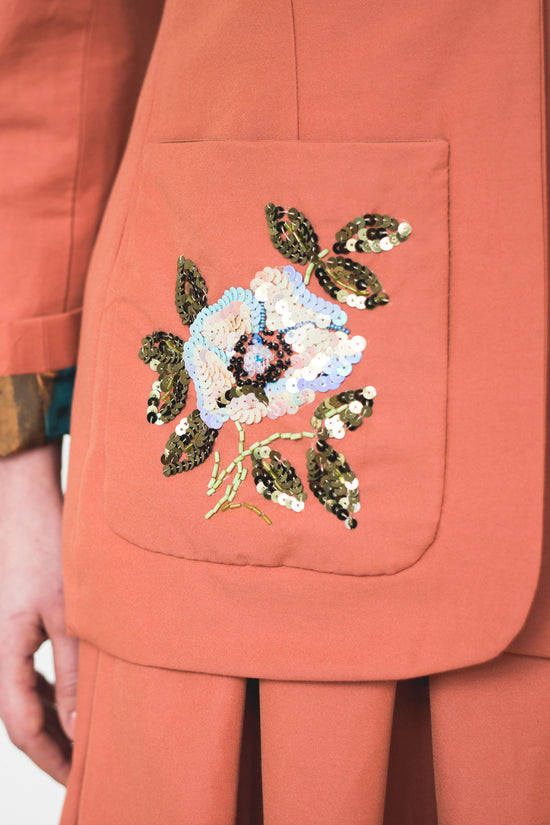 23-6 Flower embroidery pattern