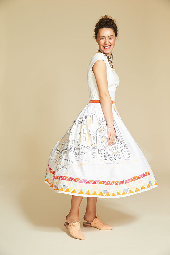 45-5 PIAZZA STORICO Buttoned-down skirt with potato-stamped cityscape
