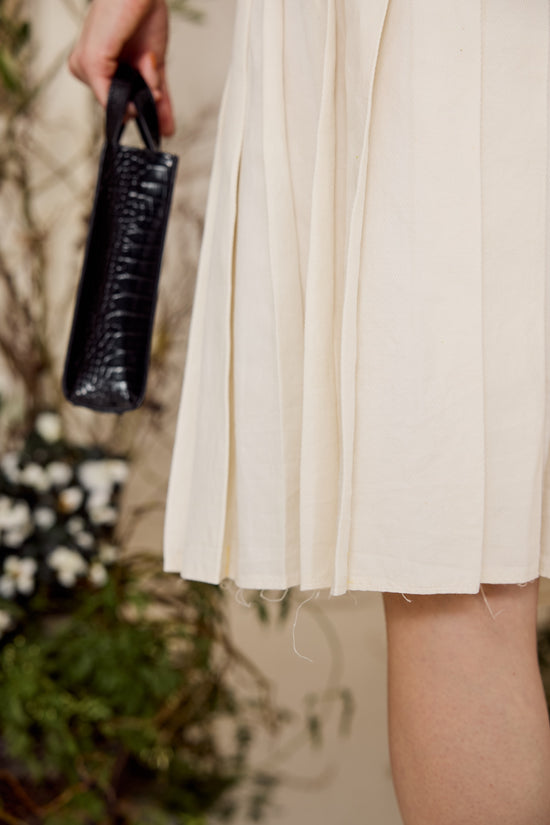 65-2 Pleated skirt with cuff