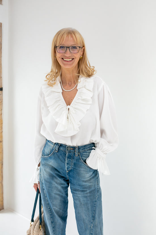 60-8 WHISPER Wide blouse with volants