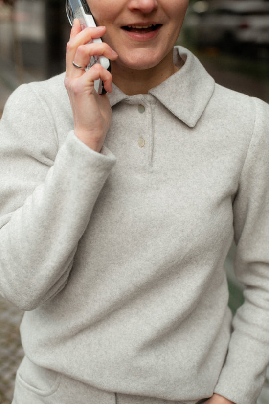 70-19 SOFTWAVE Polo Fleece Sweater with Gathered Puff Sleeves