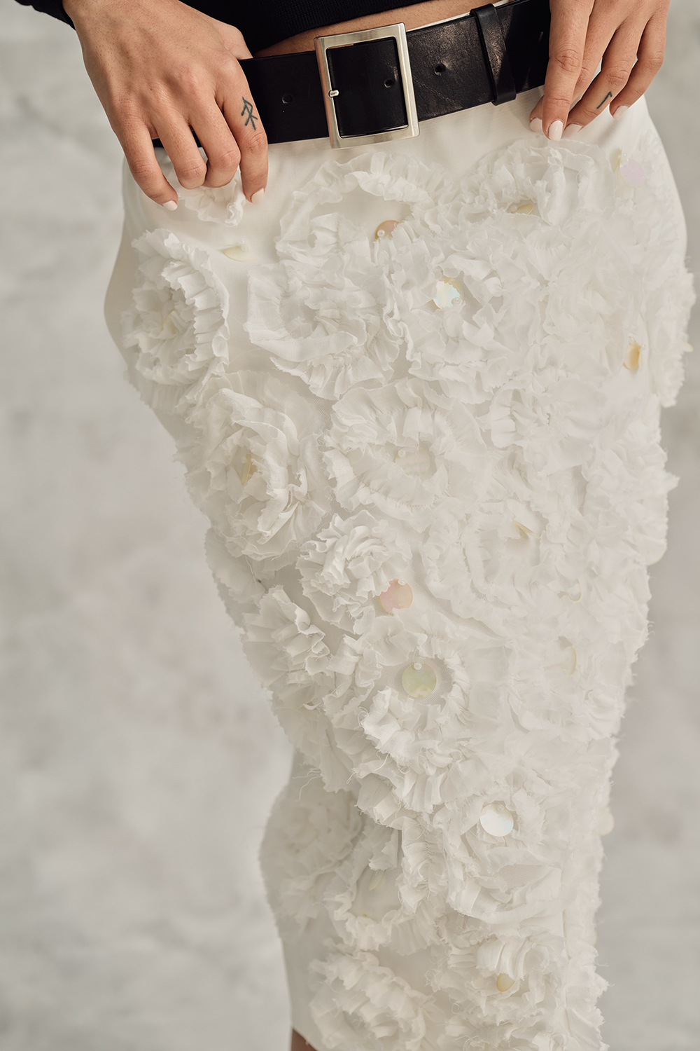 Gypsohila Flower Gloss Skirt Whiteひざ丈スカート - ITECHCLASS