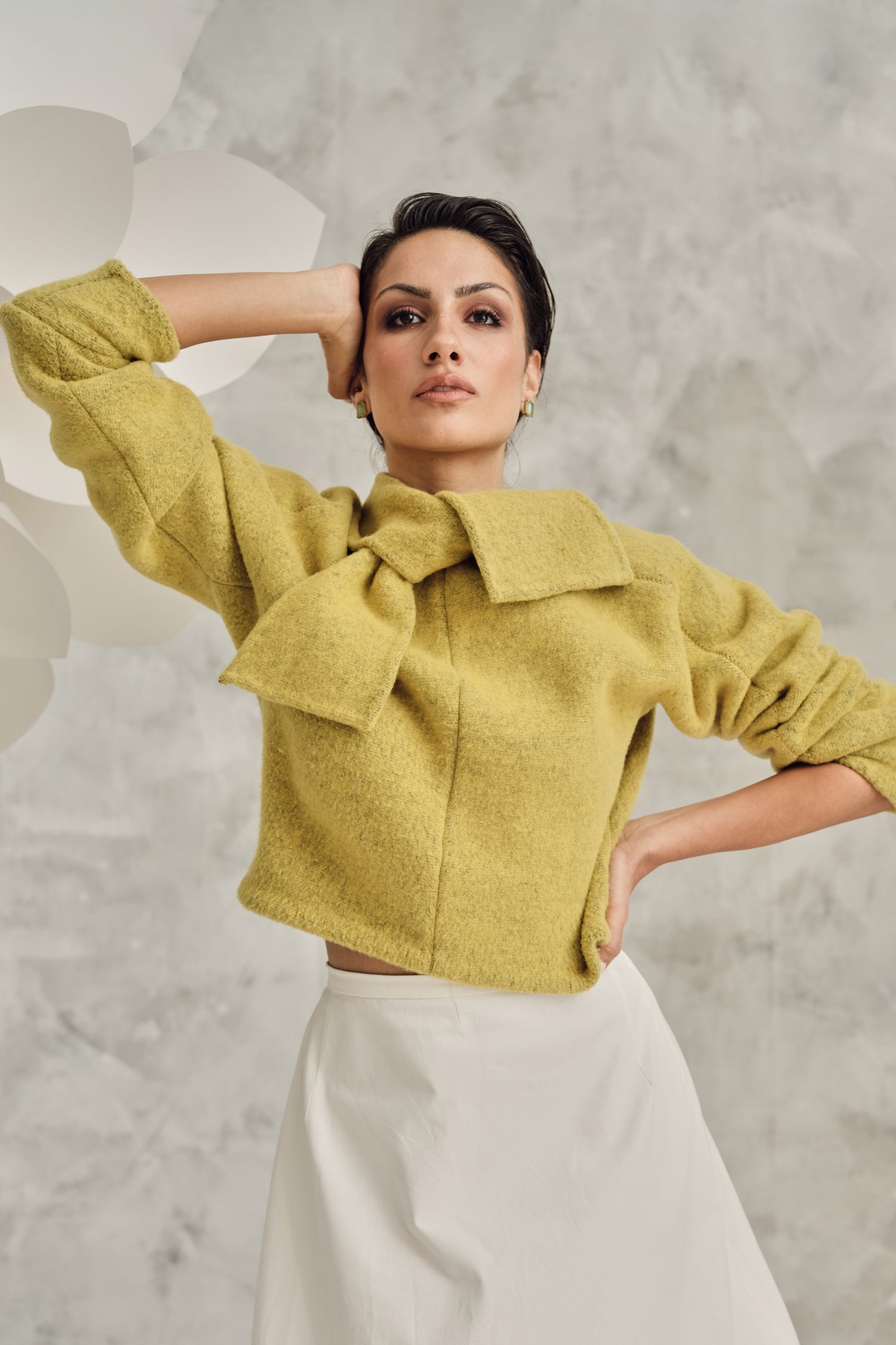 67-3 HUSH Fleece sweater with attached scarf