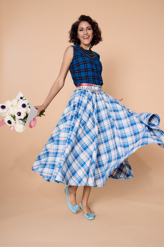 10-1 THE BELL Round and sweeping circle skirt