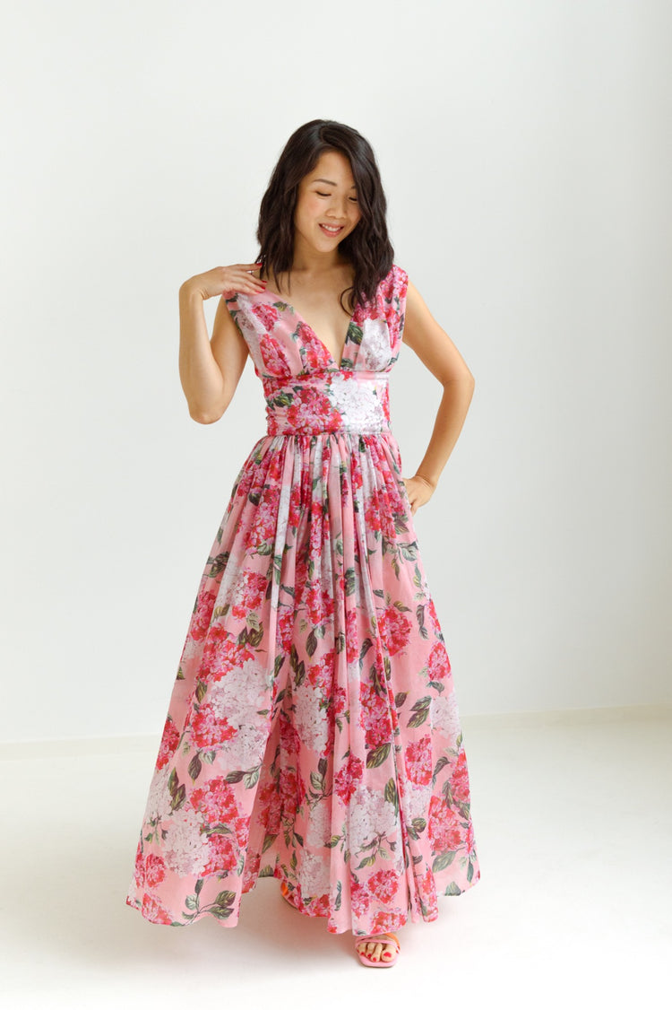40-1 STRATA Backless dress with crossed straps in 2 variations – sistermagpatterns
