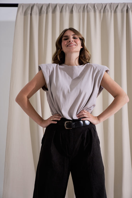 59-1 Wide shirt with shoulder pads