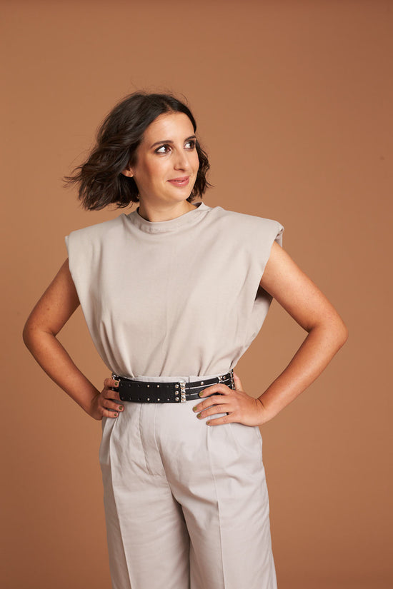 59-1 Wide shirt with shoulder pads