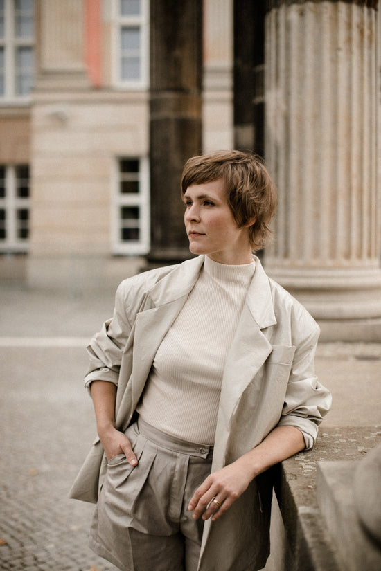 59-5 Oversized blazer with patch pockets