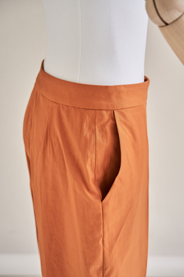Pleated Trousers with Insert Pockets